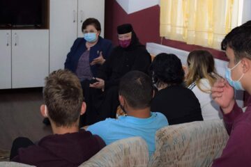 Cu maica Tatiana, în centrele de plasament din Rădăuți și Solca