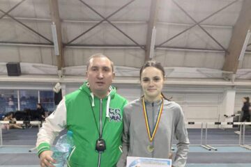 Claudia Ionela Costiuc, aici alături de antrenorul Cristian Prâsneac, a îndeplinit baremul pentru Europene