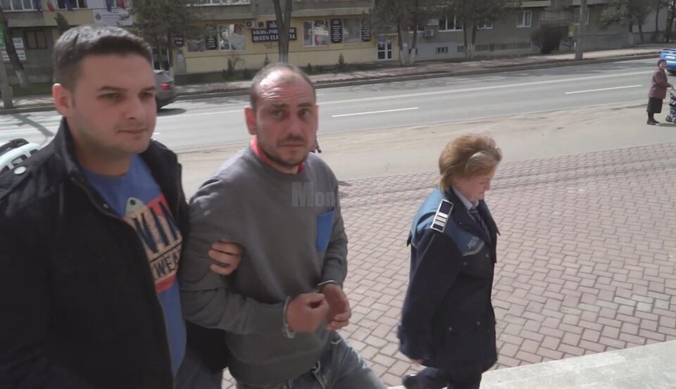 Cristinel Nicolae Drăgoi, principalul suspect în cazul uciderii fostului viceprimar din Moara Zamfir Barbă, a fost condamnat definitiv Cristinel Nicolae Drăgoi, principalul suspect în cazul uciderii fostului viceprimar din Moara Zamfir Barbă, a fost condamnat definitiv