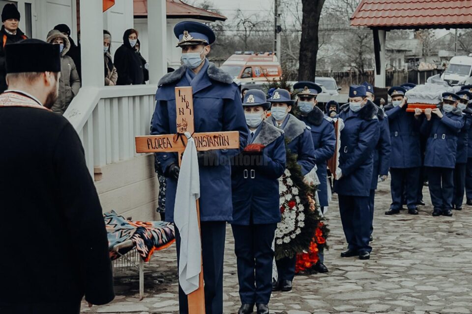 Veteranul de război Constantin Florea, în vârstă de 105 ani, condus pe ultimul drum cu onoruri militare