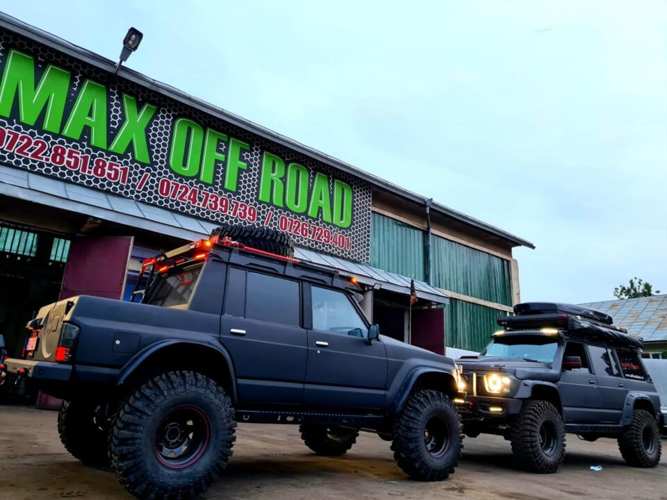 Suceveanul ii pune la dispozitie Mosului masinile de teren off-road pentru a ajunge in locuri izolate din județ