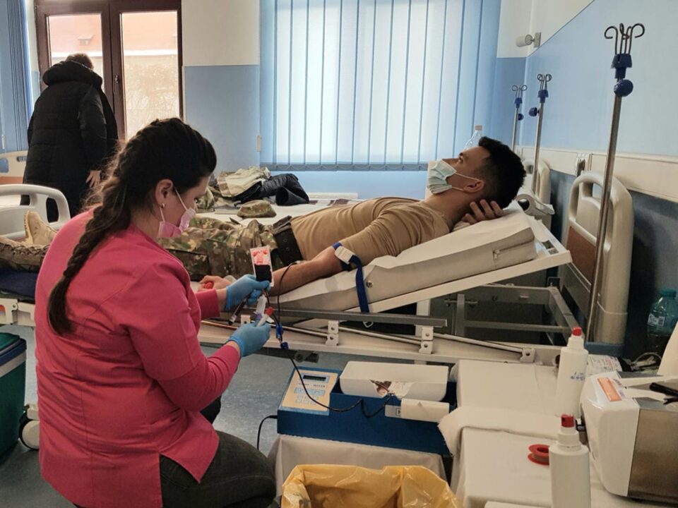 Acțiune de donare de sânge, inițiată de elevi ai Colegiului Național Militar ,,Ștefan cel Mare” Acțiune de donare de sânge, inițiată de elevi ai Colegiului Național Militar ,,Ștefan cel Mare”