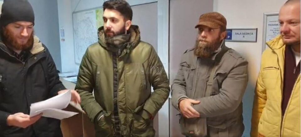 Mai mulți părinți nemulțumiți de modalitatea de testare a elevilor au depus o sesizare la IȘJ Suceava Mai mulți părinți nemulțumiți de modalitatea de testare a elevilor au depus o sesizare la IȘJ Suceava