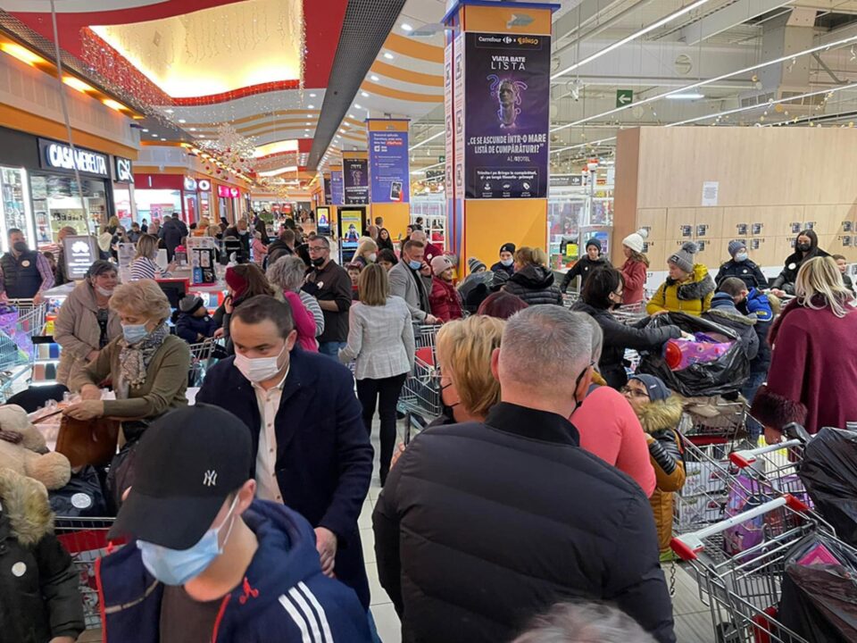 Membrii Rotary Club Suceava-Bucovina au adus zâmbetul pe fețele a 101 copii din sistemul de asistență socială