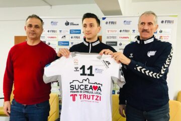 Claudiu Lazurcă, încadrat de Sorin Rață și Petru Ghervan