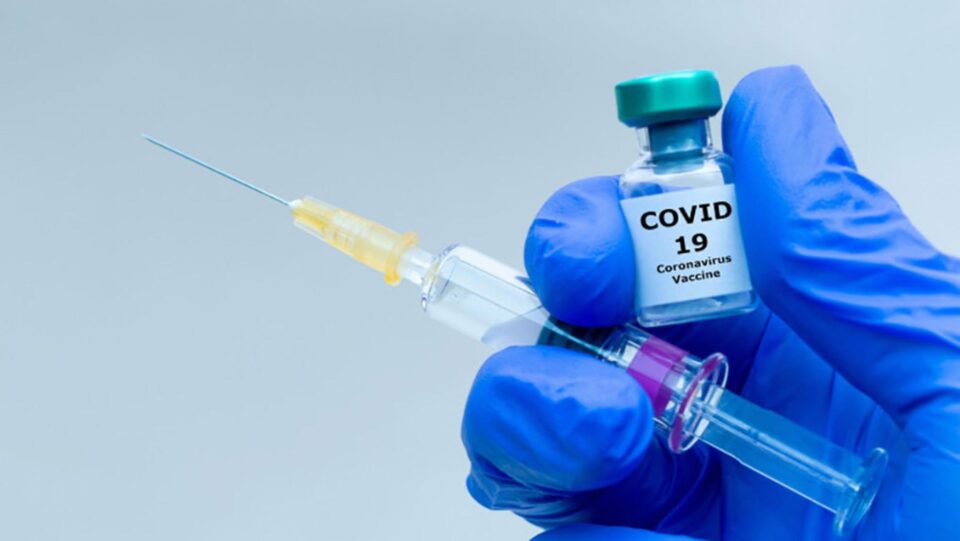 Luni, 20 decembrie, la centrele din județ s-au vaccinat 624 de persoane, din care 227 de persoane cu prima doză Luni, 20 decembrie, la centrele din județ s-au vaccinat 624 de persoane, din care 227 de persoane cu prima doză