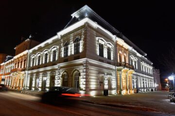 Vechiul palat comunal din Câmpulung Moldovenesc a fost restaurat în totalitate