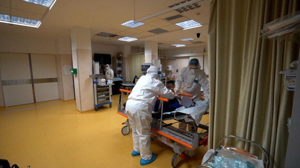 În duminica de Crăciun, 11 suceveni cu Covid s-au internat în spital