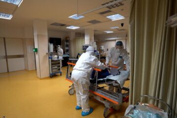 În duminica de Crăciun, 11 suceveni cu Covid s-au internat în spital
