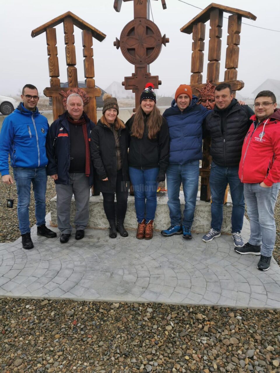 Round Table 4 Suceava și Club 41 Suceava nr. 6 si membrii acelorași cluburi din Danemarca au oferit cadouri pentru 2.700 de copii Round Table 4 Suceava și Club 41 Suceava nr. 6 si membrii acelorași cluburi din Danemarca au oferit cadouri pentru 2.700 de copii