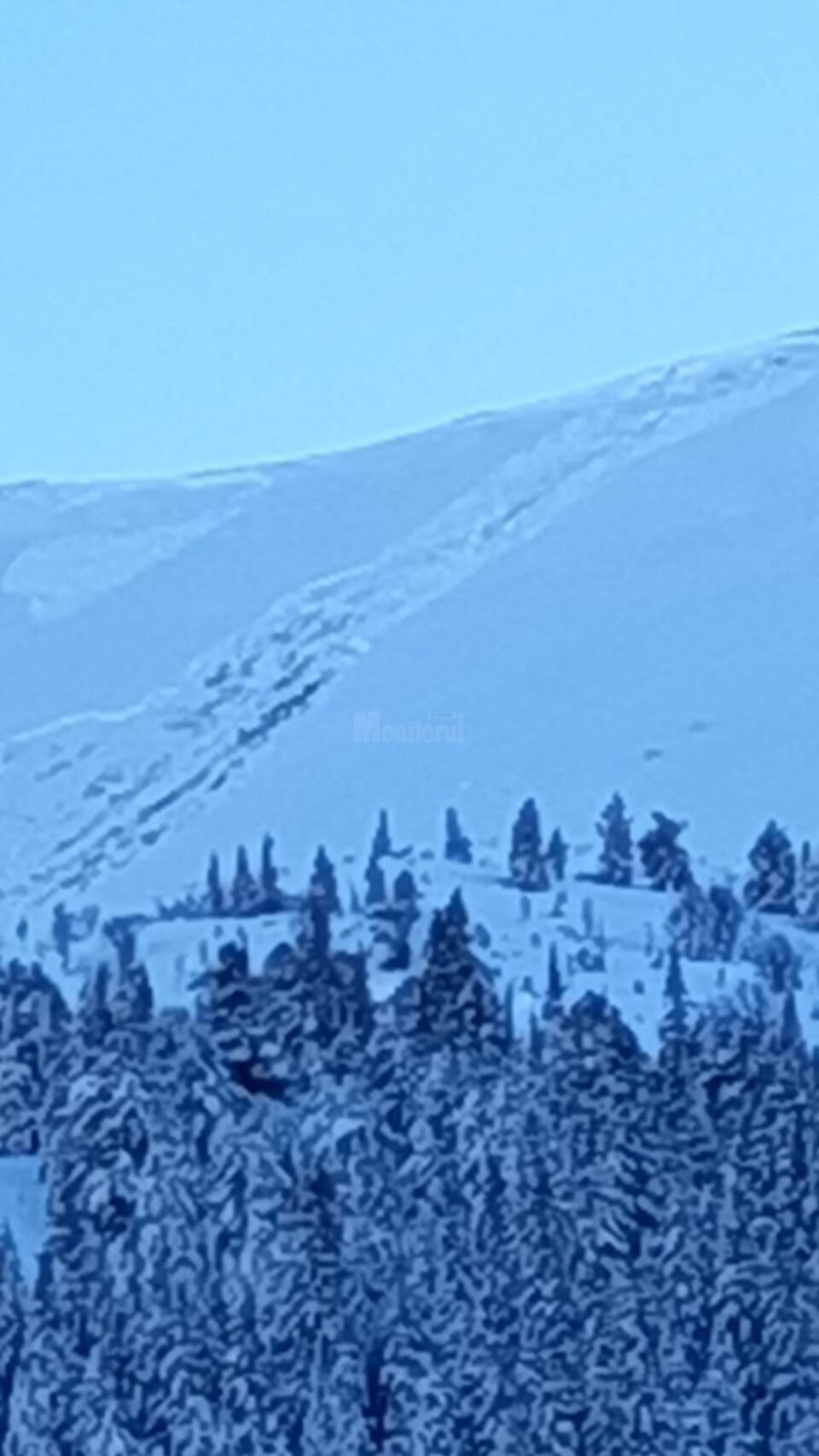 Risc mare de avalanșe în Munții Călimani