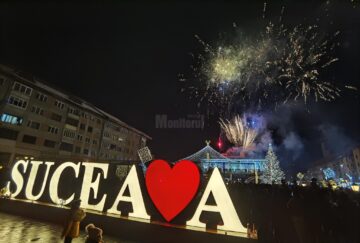 Grandios foc de artificii, în centrul Sucevei, la trecerea în 2022 7