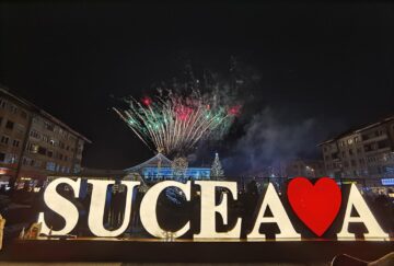 Grandios foc de artificii, în centrul Sucevei, la trecerea în 2022