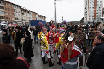 Sucevenii au venit în număr foarte mare pentru a vedea tradițiile de iarnă