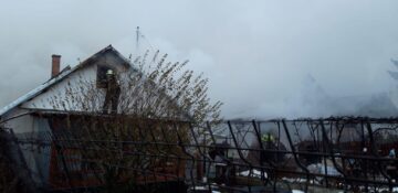 Cinci incendii au produs pagube în gospodării din județ, în primele ore ale noului an