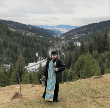 Preotul Dan Ceredeev, parohul „Bisericii Sfântul Ierarh Nicolae” Ciumârna.jpg