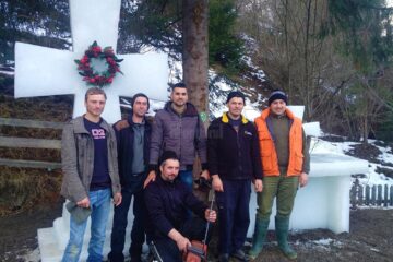 Parohia „Sf. Ierarh Nicolae” din satul Ciumârna are și în acest an cruce de gheață de Bobotează