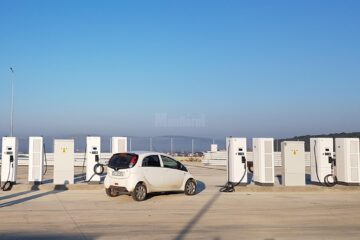 Zece noi stații de încărcare rapidă a mașinilor electrice vor fi montate în Suceava, dintre care cinci în cartierul Burdujeni
