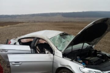 Mașina implicată în accidentul de la Pătrăuți