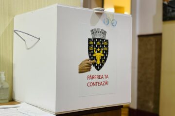 Urna în care se depun chestionarele