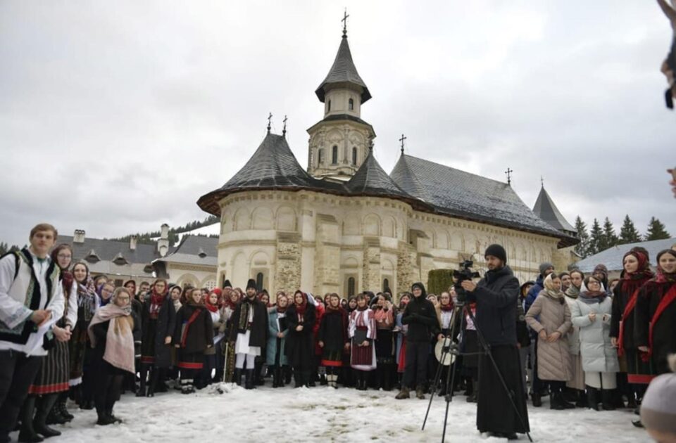 Tabăra de Anul Nou de la Mănăstirea Putna