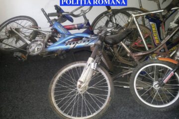 O parte din bicicletele recuperate de la hoț, în 2015