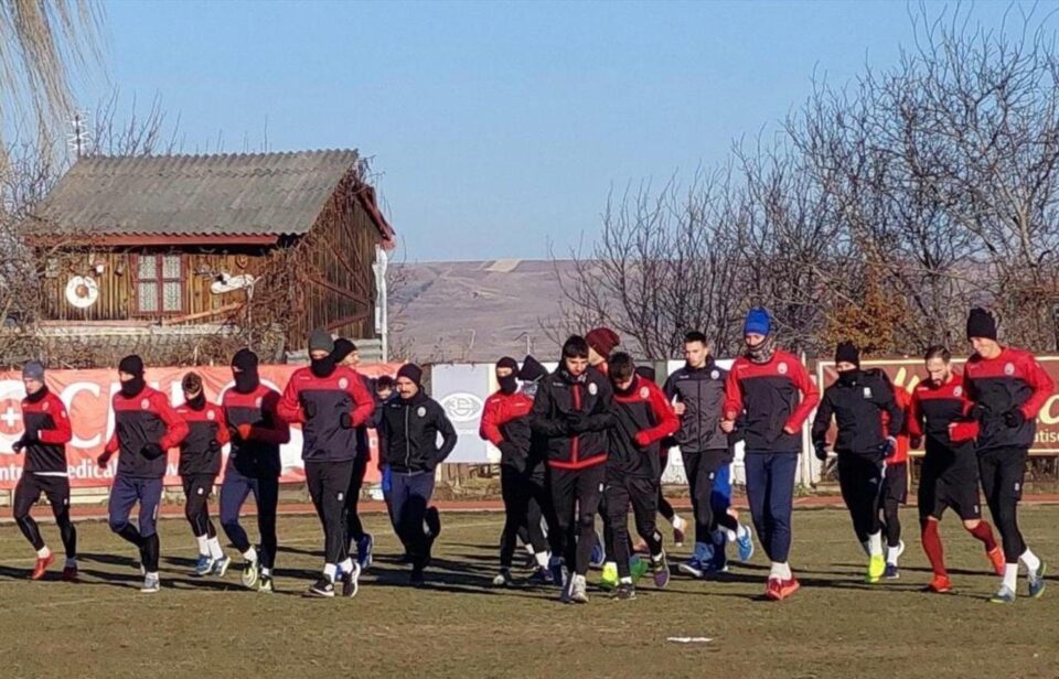 Fotbalistii Somuzului au revenit la antrenamente. Foto Alex Savescu