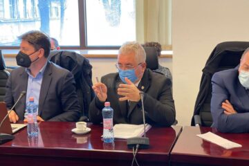 Ion Lungu: „Nu trebuie să redescoperim apa caldă, să luăm exemple de bune practică”
