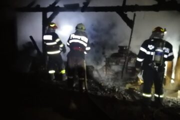 Incendiu puternic la Râșca