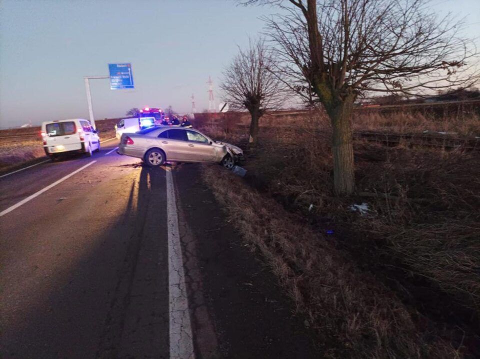 Doi tineri răniți în urma unui accident, la Rădăuți
