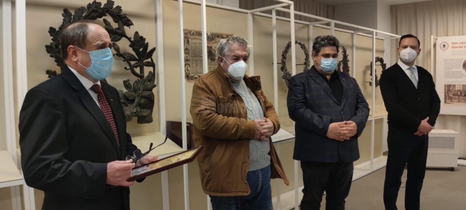 Sculptorul sucevean Ion Mîndrescu este oficial „Cetățean de Onoare al Județului Suceava”
