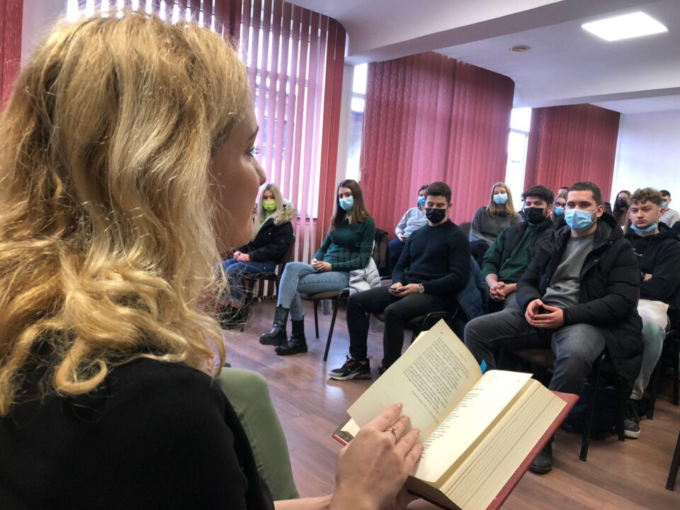 15 ianuarie - o zi de mare sărbătoare la Colegiul Național „Mihai Eminescu” Suceava