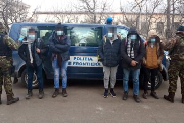 Bărbați din Pakistan, prinși în timp ce ”hoinăreau” la Frătăuții Noi