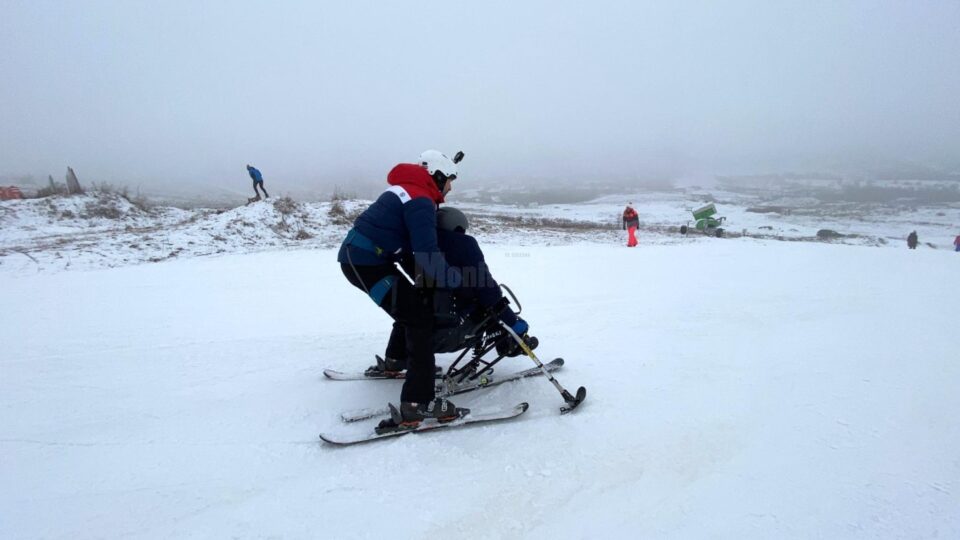 ski caiac pentru persoane cu dizabilitati