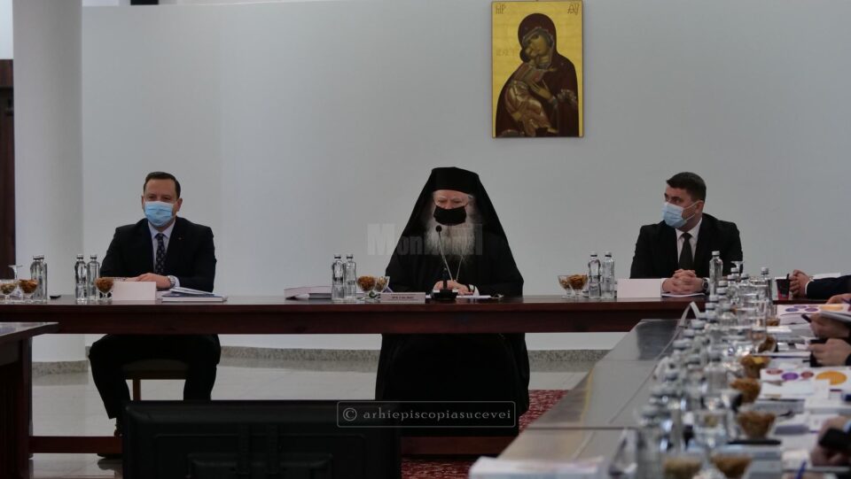 Participanții ședinței anuale a Adunării Eparhiale a Arhiepiscopiei Sucevei și Rădăuților din ianuarie 2022 7