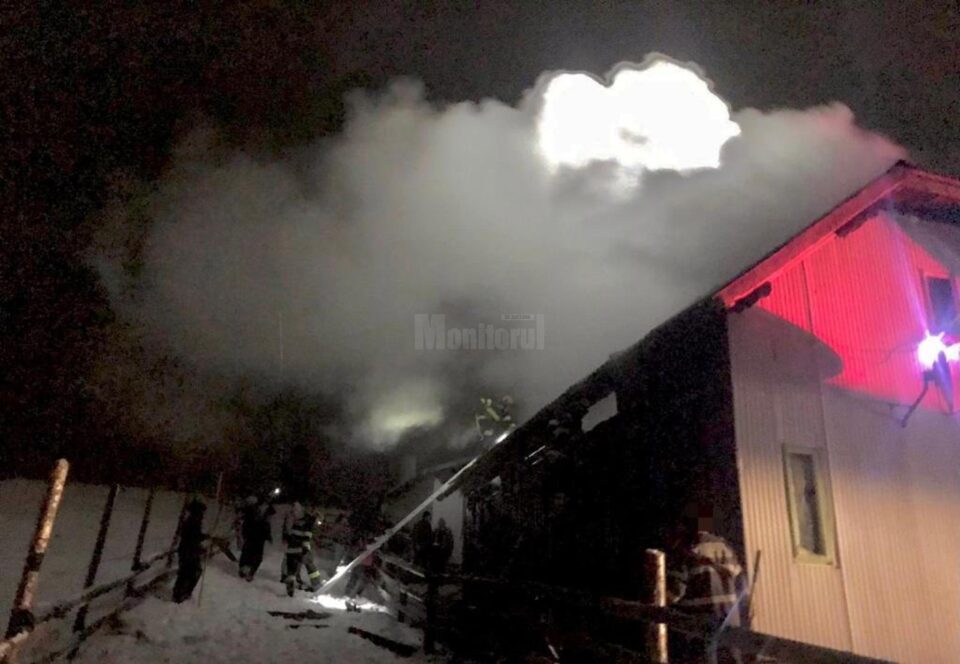 Casa afectată de incendiu