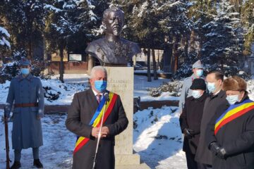 Ion Lungu: „Trebuie să înțelegem că numai uniți putem reuși”