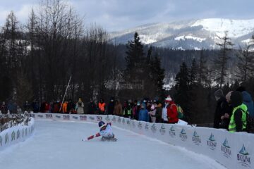 A treia etapă de Cupă Mondială la sanie, pe pista „Bucovina” din Vatra Dornei