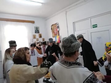 Copii și adulți din sistemul de asistență socială au sărbătorit luni Unirea Principatelor