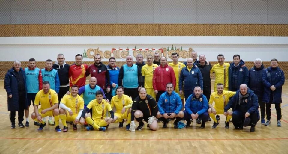 In cadrul intlanirii de la Cheile Gradistei a avut loc si un meci de fotbal intre reprezentanții FRF și cei ai AJF-urilor In cadrul intlanirii de la Cheile Gradistei a avut loc si un meci de fotbal intre reprezentanții FRF și cei ai AJF-urilor
