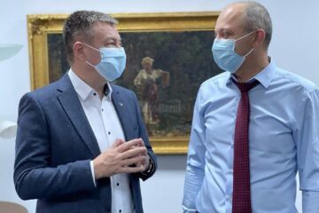 Bogdan Gheorgiu și ministrul Constantin-Daniel Cadariu