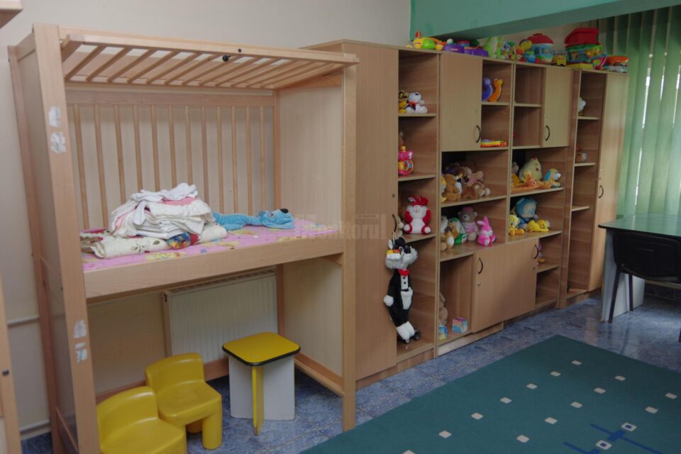 Mulți dintre copiii care ajung în plasament la asistenți maternali profesioniști sunt minori neglijați în familie, care, de multe ori, trec prin Centrul de Primire Minori în Regim de Urgență Suceava