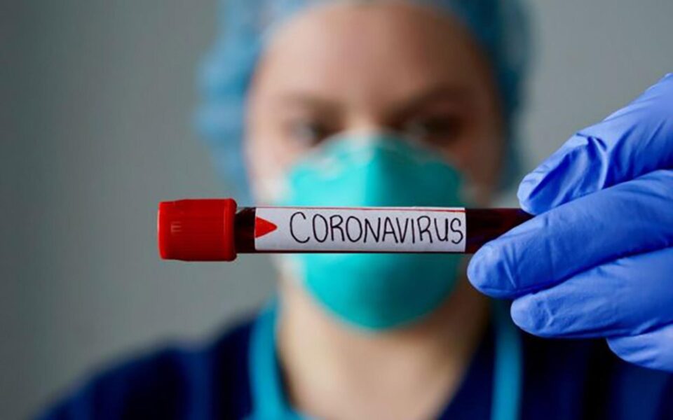 67 de elevi și 15 angajați din învățământ, confirmați cu Covid Sursa foto adevarul.ro 67 de elevi și 15 angajați din învățământ, confirmați cu Covid Sursa foto adevarul.ro
