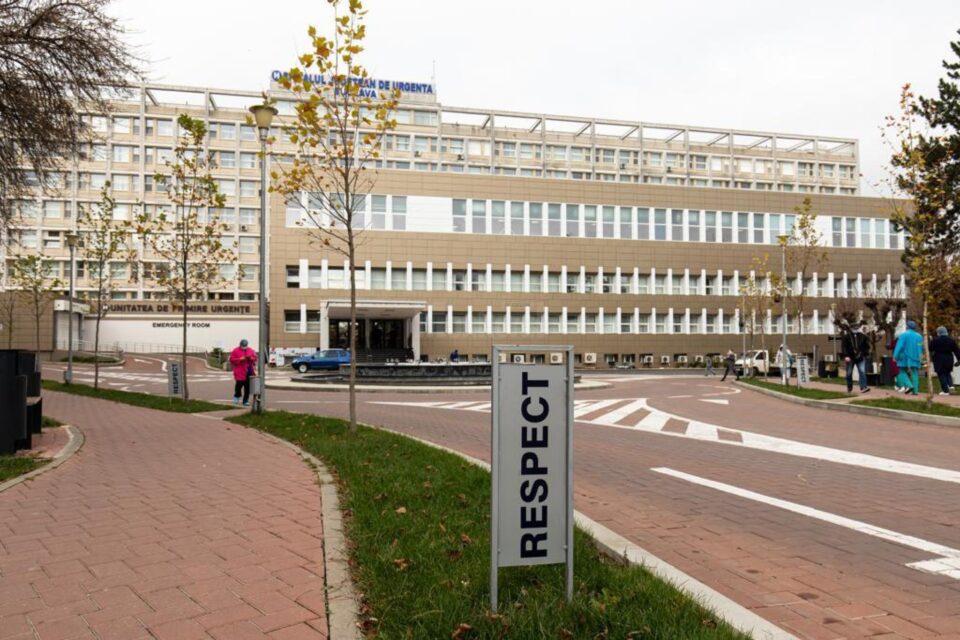 În spitalele sucevene sunt internați 485 de pacienți Covid, din care 33 sunt copii