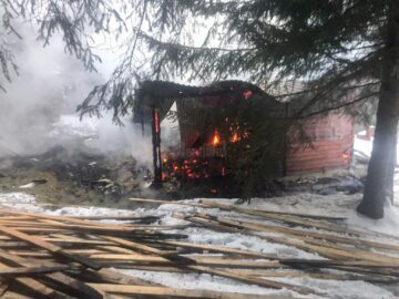 Incendiu la cantonul silvic din Gura Haitii - Șaru Dornei