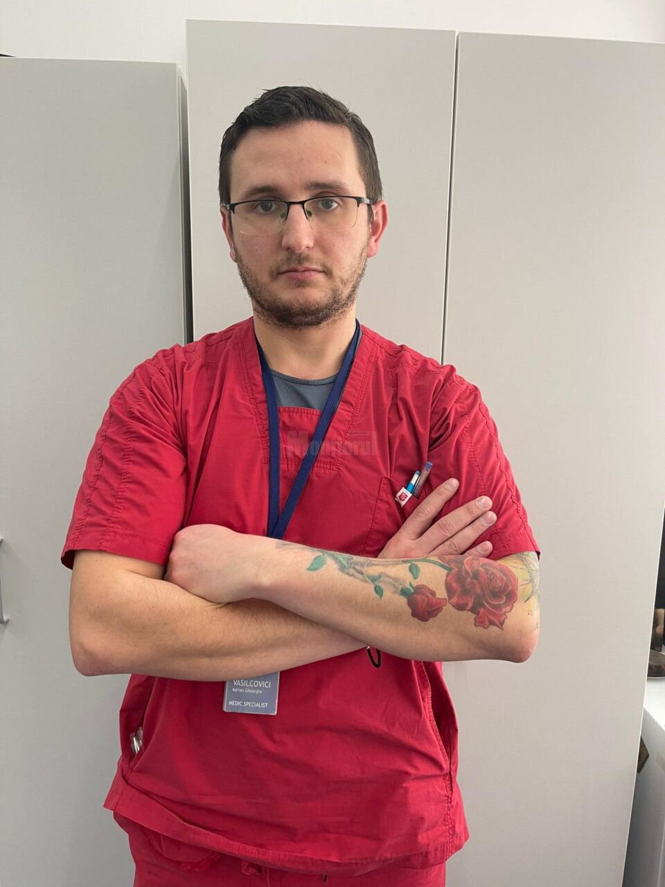 Medicul-șef al secției ATI din Spitalul Județean de Urgență „Sf. Ioan cel Nou” Suceava, dr. Adrian Vasilcovici Medicul-șef al secției ATI din Spitalul Județean de Urgență „Sf. Ioan cel Nou” Suceava, dr. Adrian Vasilcovici