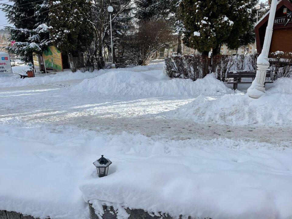 Zăpadă din belșug la Vatra Dornei