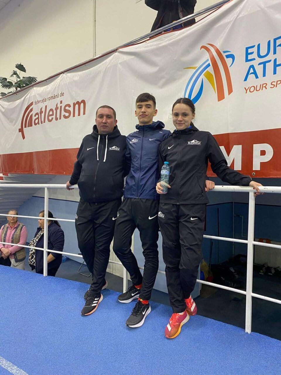 Claudia Costiuc, alături de Cristian și Alexandru Prâsneac