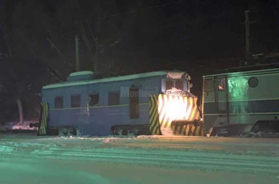 Trei angajați CFR din Vatra Dornei, răniți după o explozie într-o locomotivă cu plug. Foto club feroviar
