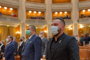 Vlad Popescu Piedone a participat la ședința festivă a Parlamentului în care s-au marcat 15 ani de la aderarea României la UE